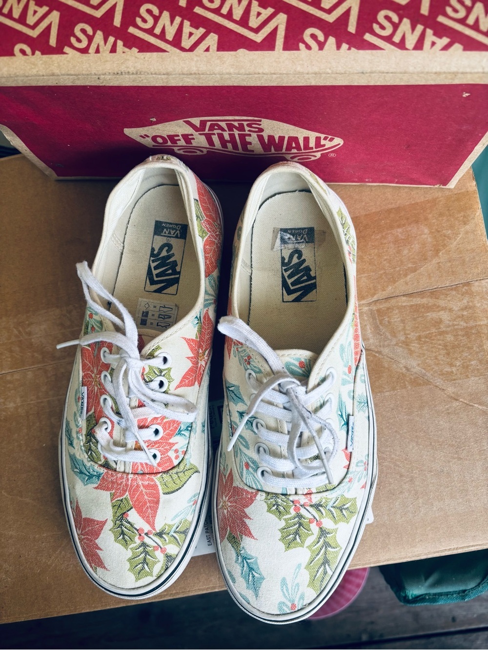 Vans Canvas Low-Top Sneakers in White with Red & Green Floral Print
